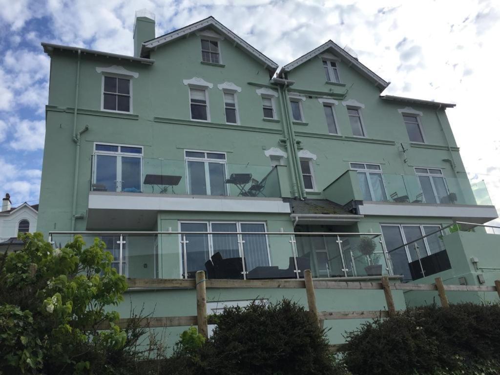 Apartment 3, Glenthorne House,